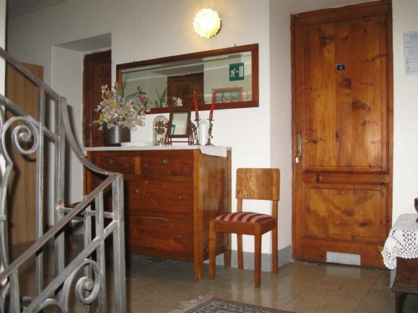 Albergo Ristorante Guidi Пістоя Екстер'єр фото